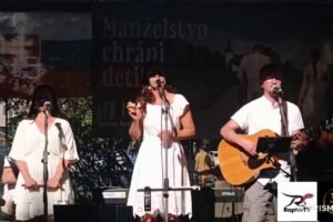 Pochod Hrdí na rodinu