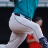 Hráči Mariners oslavovali Cala Raleigha s prezývkou ‚Big Dumper‘ walk-up hudbou ...