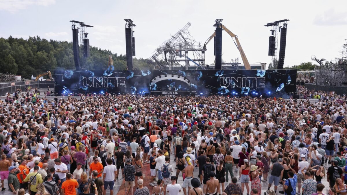 Na festivale Tomorrowland prišla o život žena.