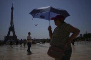 Klimatická kríza ohrozuje nielen zdravie, ale aj peňaženky ľudí.
