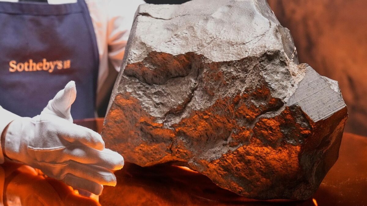 Do dražby ide unikátny marťanský meteorit. Potrebujete desiatky miliónov.