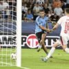 Eufória na Tehelnom poli, rekordný zápis belasých. Slovan zničil Mostar. Weiss: ...