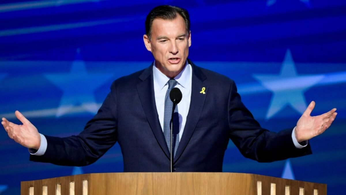 Demokratický kongresman Suozzi predal akcie za 50 000 dolárov a využil medzeru v pravidlách Kongresu pre zverejňovanie informácií.