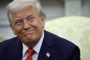 Trump uvalil 25%-né clo na Japonsko a Kóreu – a Wall Street zakolísala.