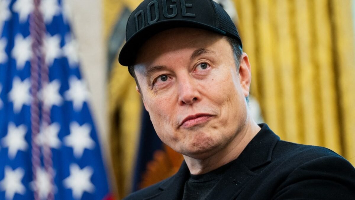 Tržby a zisk na akciu spoločnosti Tesla nenaplnili očakávania Wall Street v druhom štvrťroku.