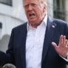 Trumpove ambície sa stretávajú s Epsteinom, Fed-om a obavami o zdravie.
