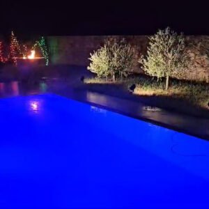 Kúpanie na Vianoce s 32°C vodou v bazéneNič nie je nemožné