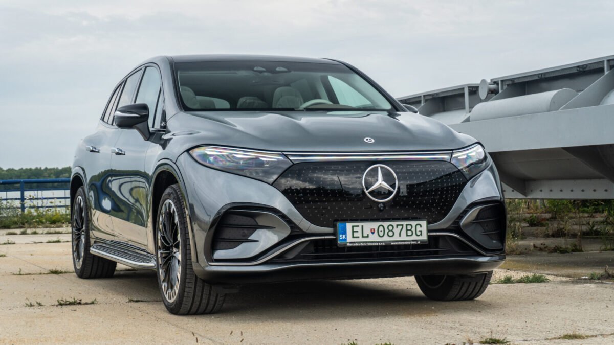 Mercedes-Benz EQS SUV