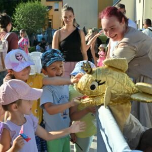 Mesto Banská Bystrica: SÍDLISKOVÝ VEČERNÍČEK V KREMNIČKE