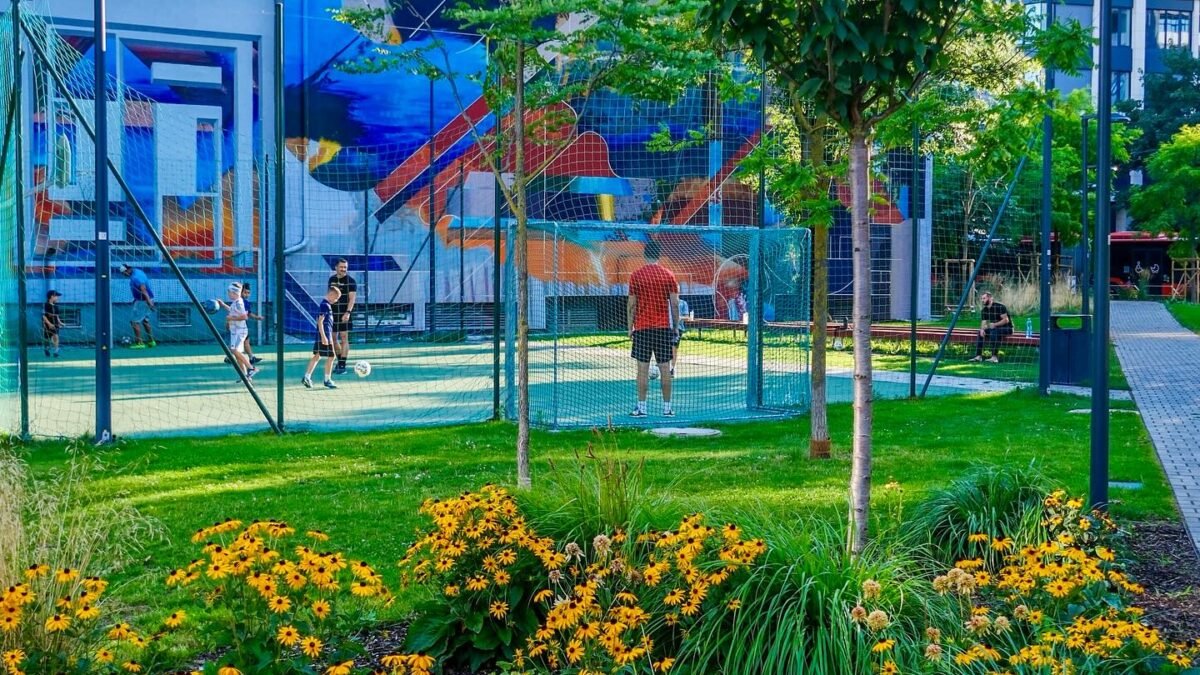 Mesto Bratislava: Pred rokom sme priestor na Leginárskej obnovili – Mesto Bratislava: Pred rokom sme priestor na Leginárskej obnovili – a teší nás, že ste si ho obľúbili!