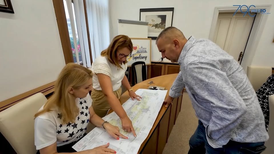 Mesto Topoľčany: ZKRÁTENÝ NÁZOV: KROK PO KROKU MESTO