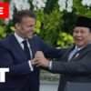 Paríž: Prehliadka k Dňu Bastily 2025 s prezidentom Macronom a hosťom Prabowom.