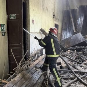 Rusko v noci opäť bombardovalo Ukrajinu, hlásia obete.