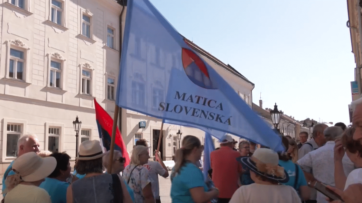 Matica organizovala protest.