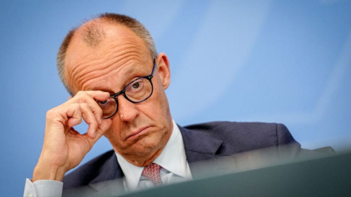 TAK, AKO SA ZACHOVAL ČESKÝ PREMIÉR VOČI SLOVENSKU, SA PRIATEĽ A BRAT NESPRÁVA