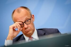 TAK, AKO SA ZACHOVAL ČESKÝ PREMIÉR VOČI SLOVENSKU, SA PRIATEĽ A BRAT NESPRÁVA