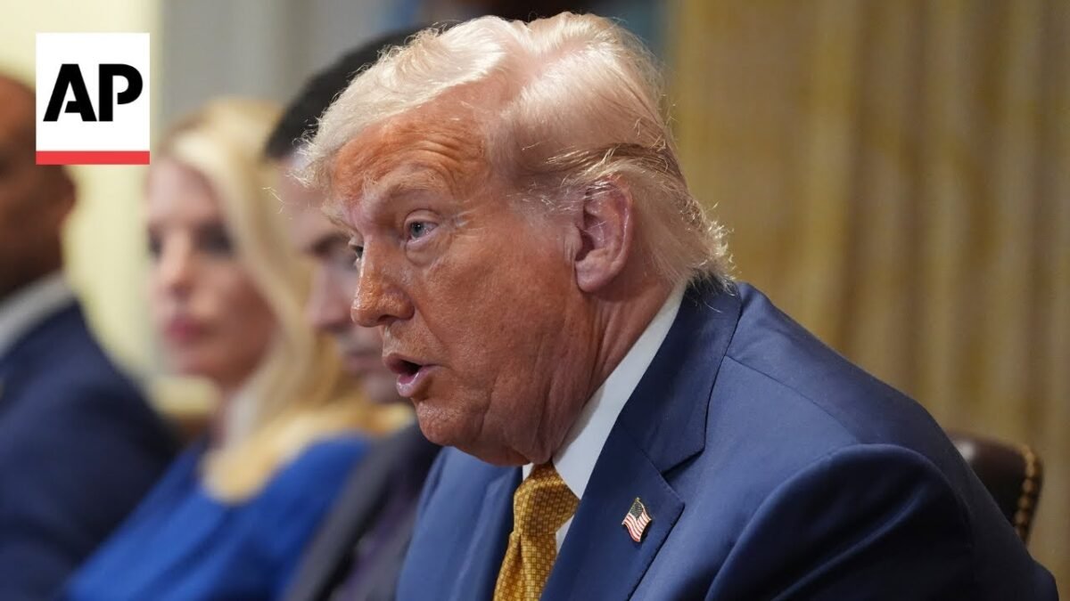 Trump tvrdí, že strata statusu amerického dolára by bola „ako prehrať vojnu“