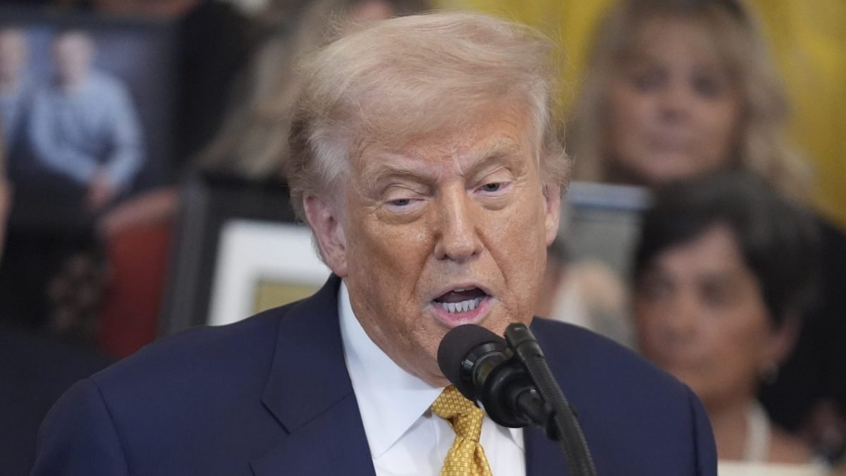 D. Trumpovi diagnostikovali chronickú žilovú nedostatočnosť.