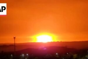 Výbuchy nad pásmom Gazy, Izrael pokračuje vo vojenskej operácii