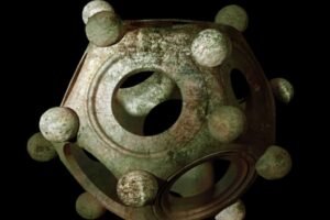 Záhada rímskeho dvanásťstena: Účel tajomného artefaktu naznačuje dávna filozofia