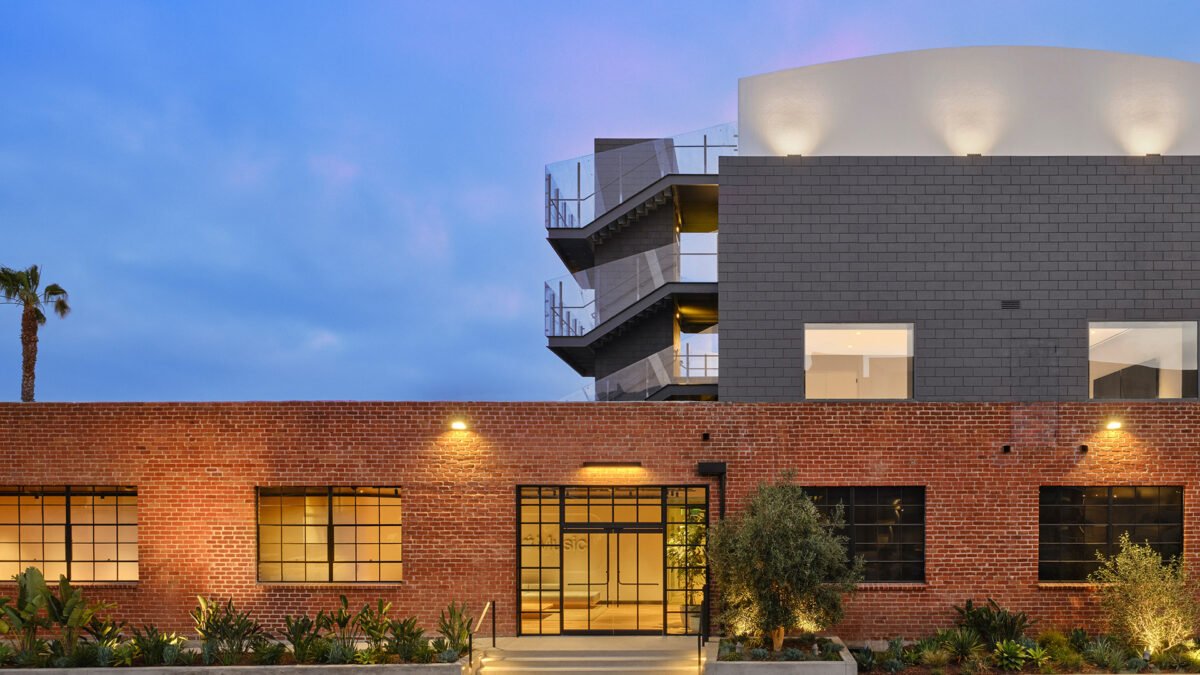 Apple Music Studio Los Angeles