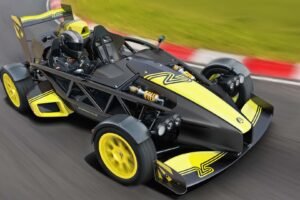 Najsilnejší Ariel Atom je tu, aby ti odtrhol tvár.