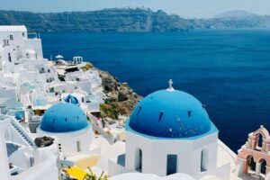Santorini zavádza poplatok pre turistov.