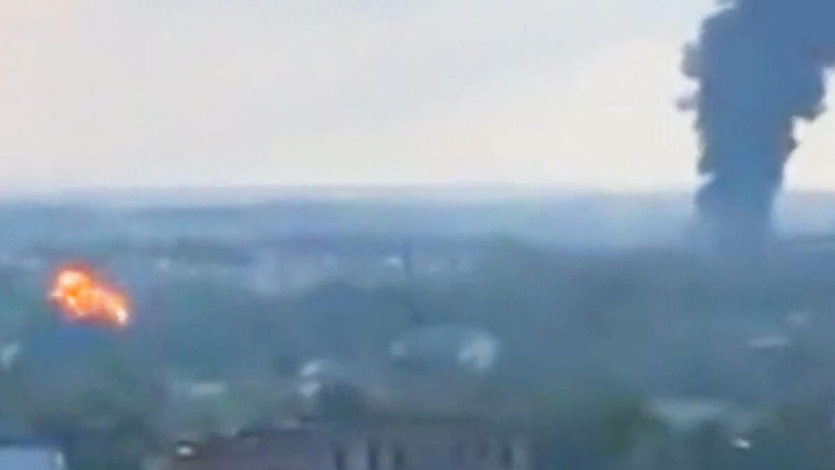 Výbuchy otriasli Moskvou a Rostovom – videá údajne zachytili nový typ dronu
