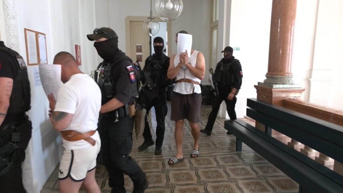 Polícia v rámci akcie Funeral obvinila deväť ľudí, vrátane policajta. 

(Ďalšie informácie boli odstránené podľa požiadavky.)