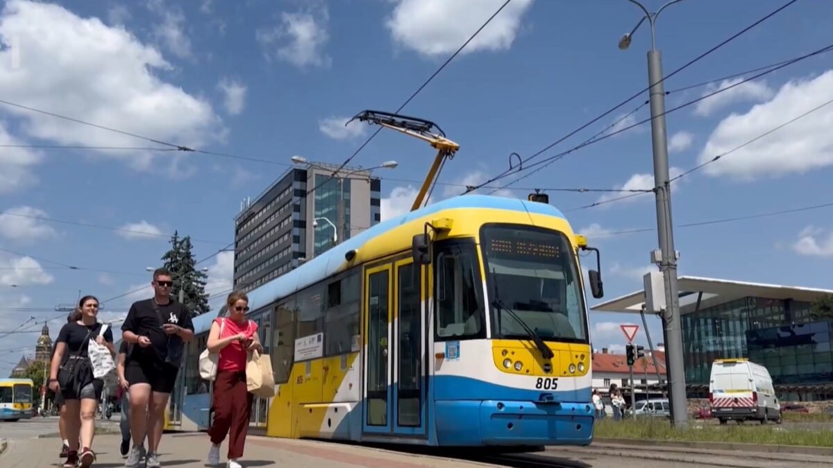 V Košiciach napriek nedostatkom zvýšia cenu v MHD.