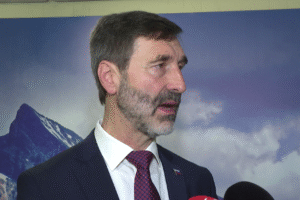 Veľká Británia prisľúbila vysvetliť aktivity súvisiace s voľbami 2023.