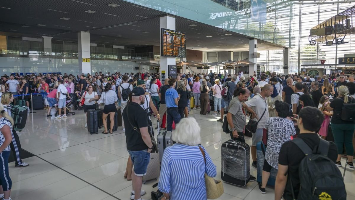 Pán Tomáš sa o úpadku Happy Travel dozvedel až z internetu.