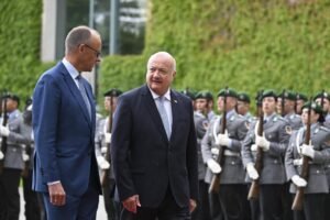 Kancelár Friedrich Merz a jeho rakúsky kolega Christian Stocker sa dohodli na úz...