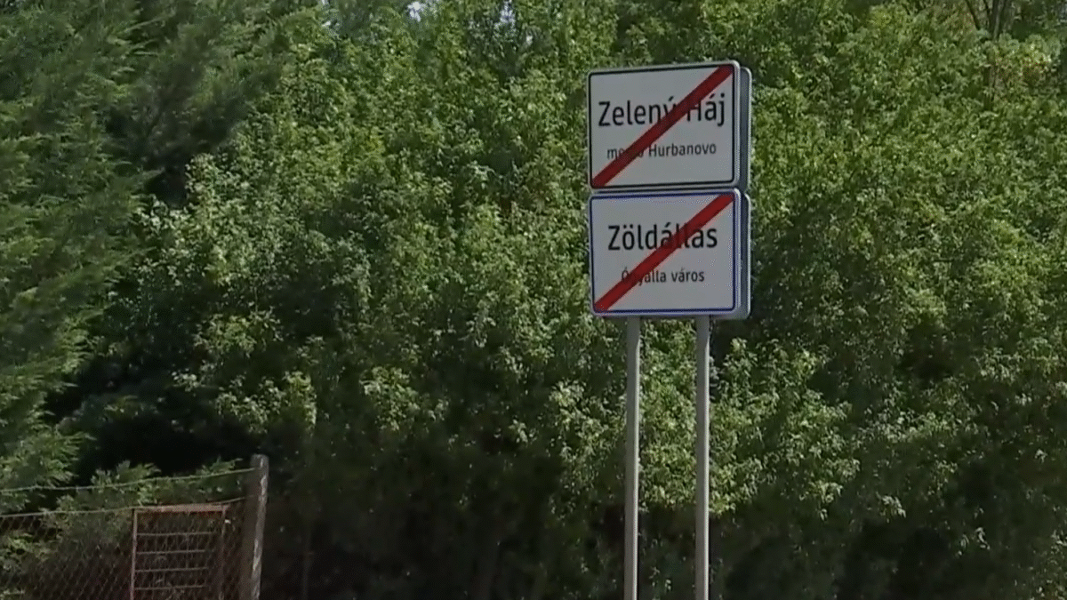 V Hurbanove občanov trápila nejasná dopravná značka.