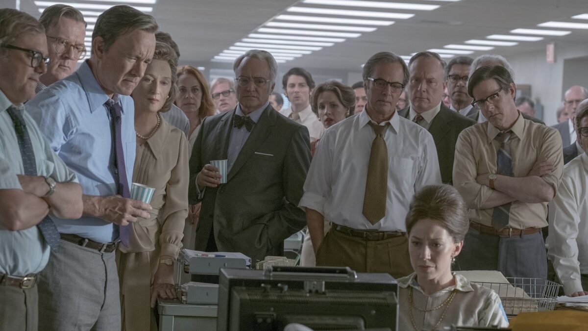 Steven Spielberg natočil tento vojnový triler s Tomom Hanksom v hlavnej úlohe za len 6 mesiacov a získal zaň oscarovú nomináciu.