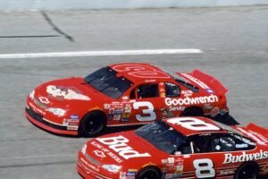 Auto „Taz“ Dalea Earnhardta sa vracia: Doug Barnes Jr. jazdí s dizaj...