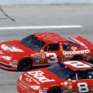 Auto „Taz“ Dalea Earnhardta sa vracia: Doug Barnes Jr. jazdí s dizaj...