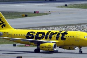 Spoločnosť Spirit Airlines opäť vyhlásila bankrot a odbory letušiek varujú, aby ...