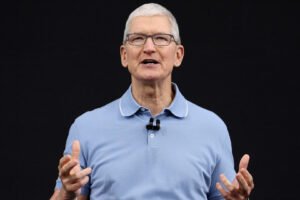 Apple musí konať: Cook burcuje tím kvôli omeškaniu s AI.
