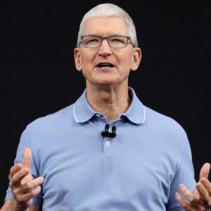Apple musí konať: Cook burcuje tím kvôli omeškaniu s AI.