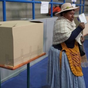 Bolívia hlasuje v kľúčových voľbách, ktoré môžu ukončiť vládu ľavice.