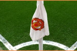 Man United napreduje v prestupe Senneho Lammensa.