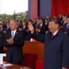 Čína demonštruje silu za prítomnosti Si Ťin-pchinga na 60. výročie Tibetu.