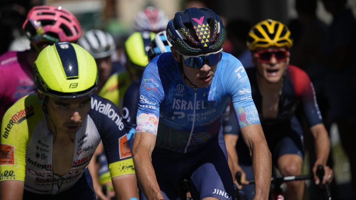 Cycling_Froome_Crash620296-scaled-e1756393913794.jpg Cyklista Chris Froome mal pri tréningu nehodu, musia ho operovať.