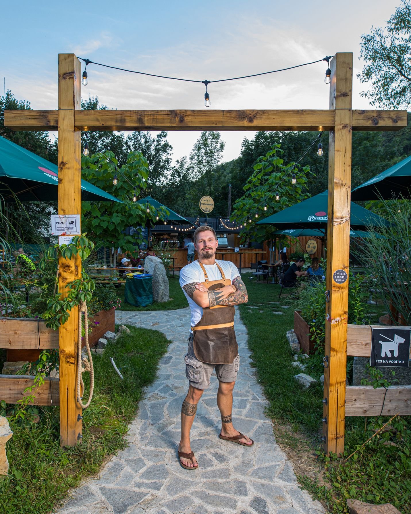 Fantastická čtyřka a sladká tečka. Bistro se zahradou má atmosféru, co se nedá koupit
