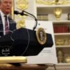 Záväzok generálneho riaditeľa spoločnosti Apple, Tima Cooka, investovať 100 mili...