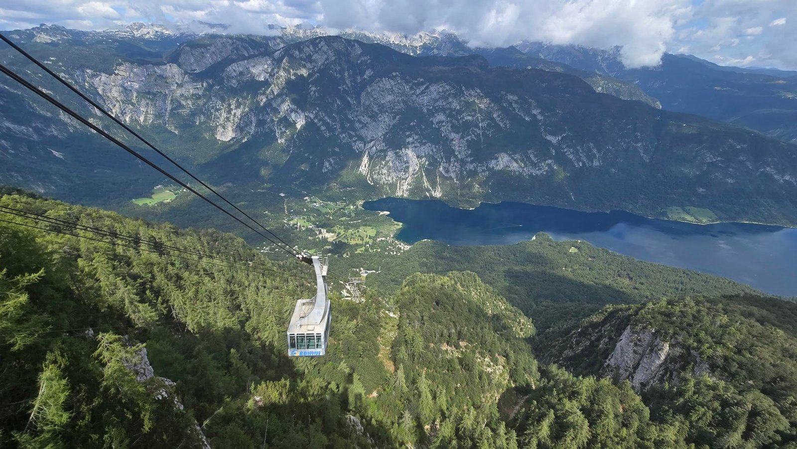 HĽADÁM ČITATEĽA Z BOHINJSKÉHO JAZERA