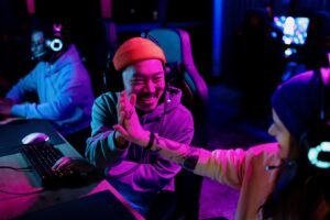 Hráči v ohrození: Podvodníci kradnú heslá a kryptomeny cez infikované cheaty a m...