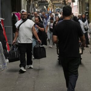 Irán: Za krádež zlata a šperkov amputovali trom mužom ruky.