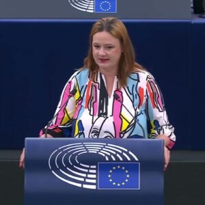 K. R. NEVEĎALOVÁ: ZBRANE Z AMERIKY A POTRAVINY Z UKRAJINY – TO JE „V...